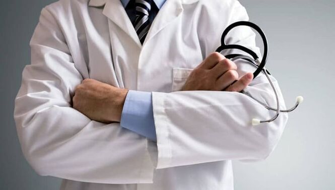 Il massaggio terapeutico del medico